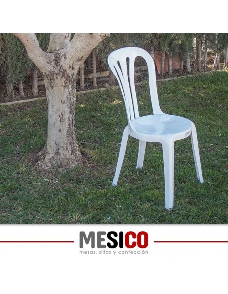 silla de plástico para exteriores